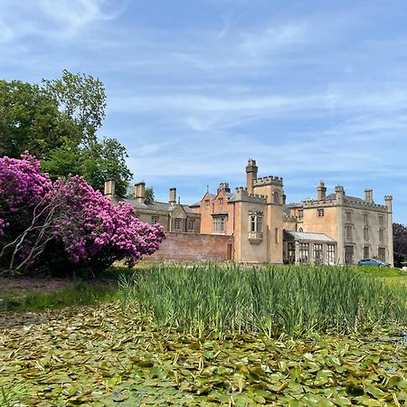 Llanerchydol Hall Suites Welshpool Bagian luar foto