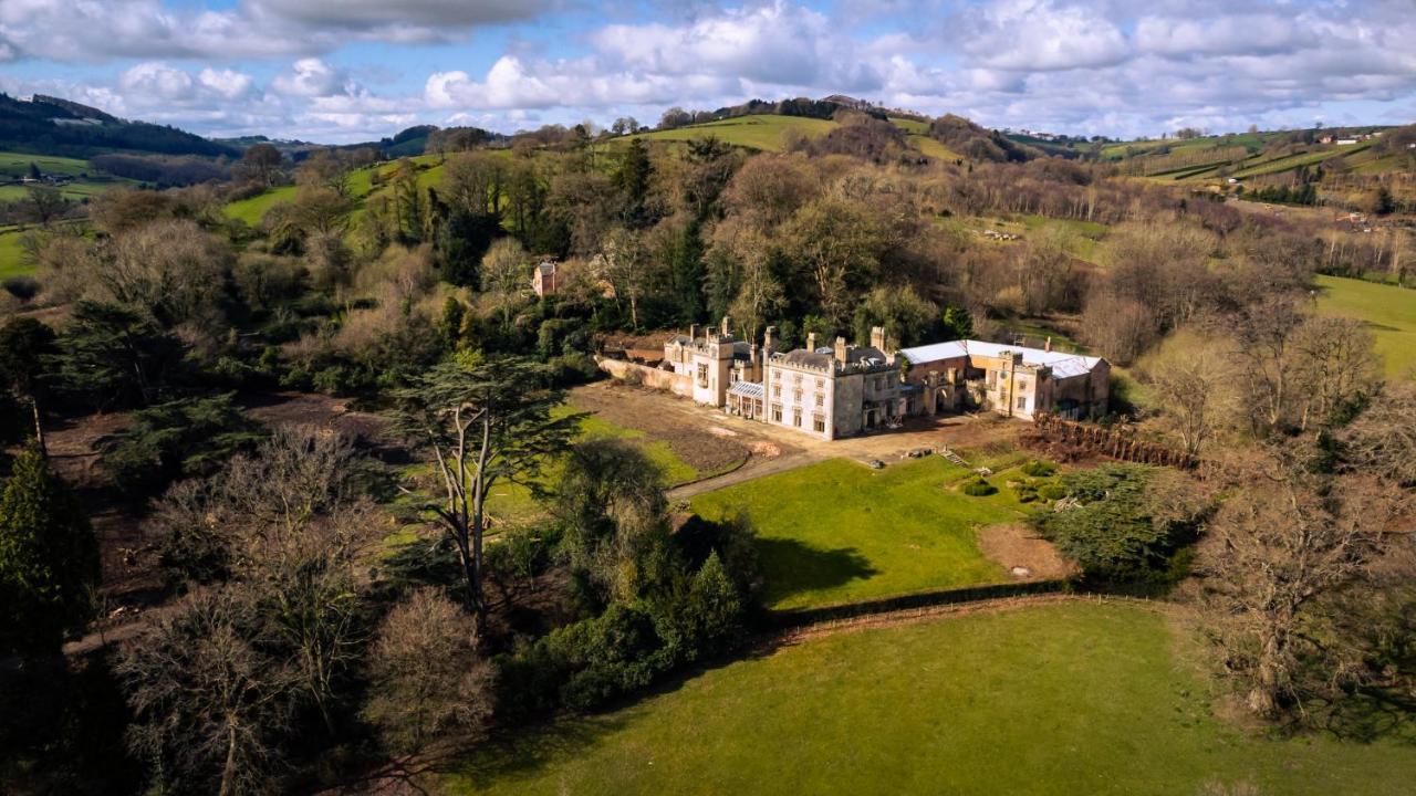 Llanerchydol Hall Suites Welshpool Bagian luar foto