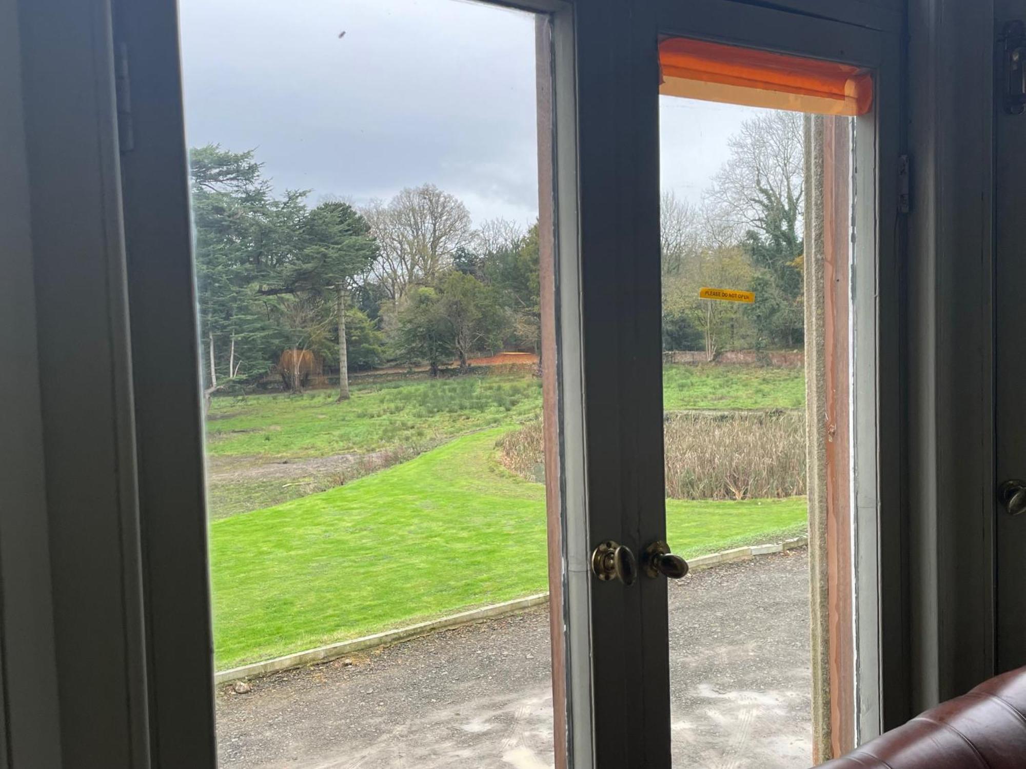 Llanerchydol Hall Suites Welshpool Bagian luar foto