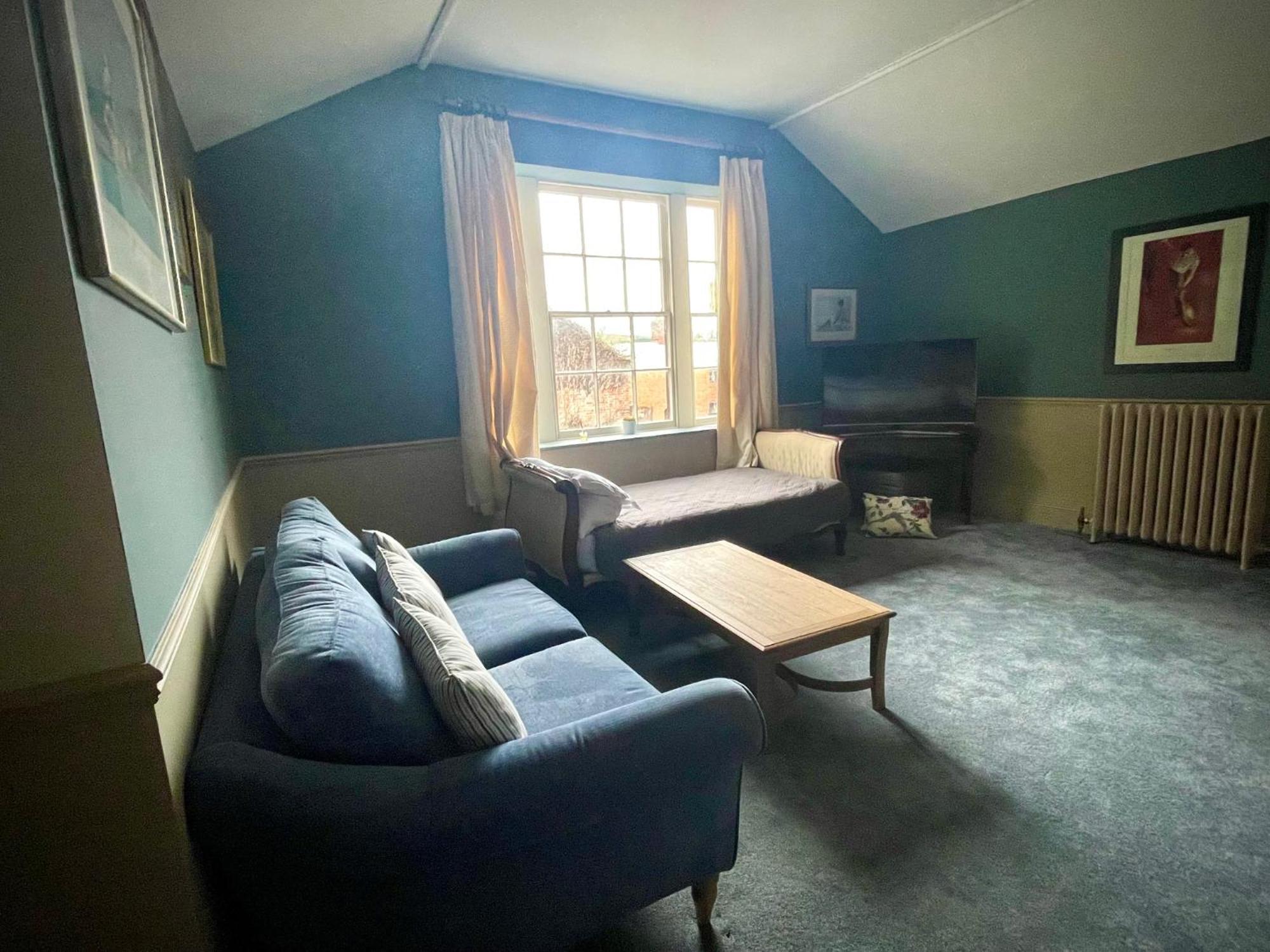 Llanerchydol Hall Suites Welshpool Bagian luar foto